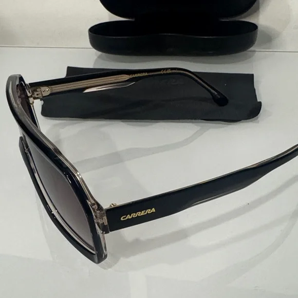 Carrera 1053 Black Sunglasses with Case and dust cloth display picture 3